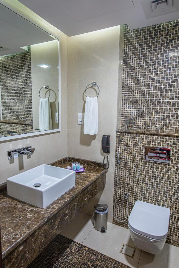 Gulf Inn Hotel ドバイ エクステリア 写真